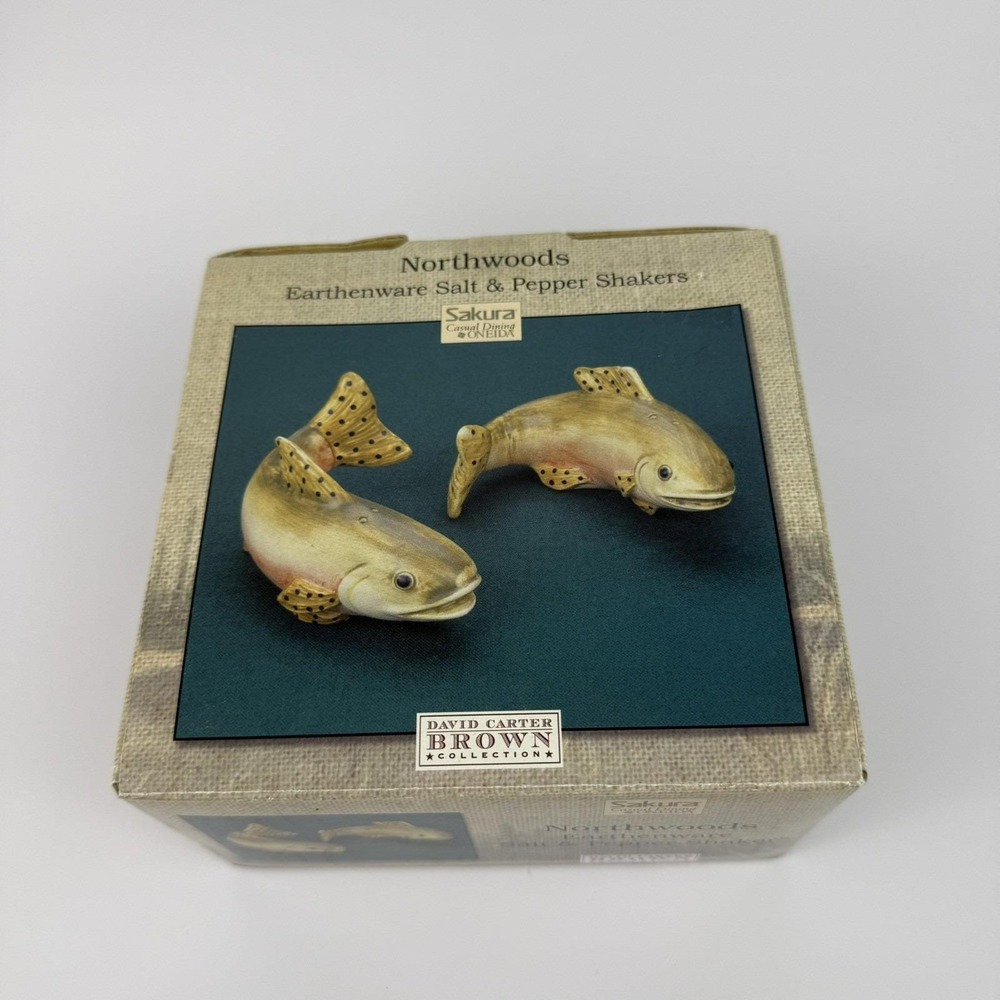 Vintage 1960s Sakura Hand painted Rainbow Trout Salt & Pepper Shakers Oneida Box